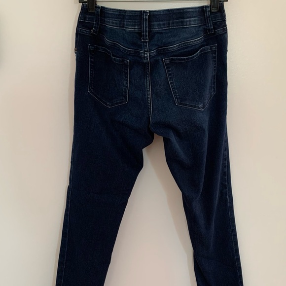 Isabel Maternity (Target) jeans. Zip/button closer, skinny leg fit. Size 6 - Picture 4 of 4